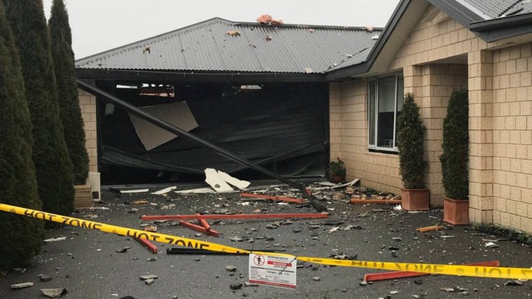 Neighboring House Severely Damaged by the Gas Explosion on 19 July 2019 in Northwood, Christchurch, New Zealand - Reddit